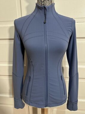 Lululemon Define Jacket *Luon Size 4 Water Drop Blue Flattering Fit $138